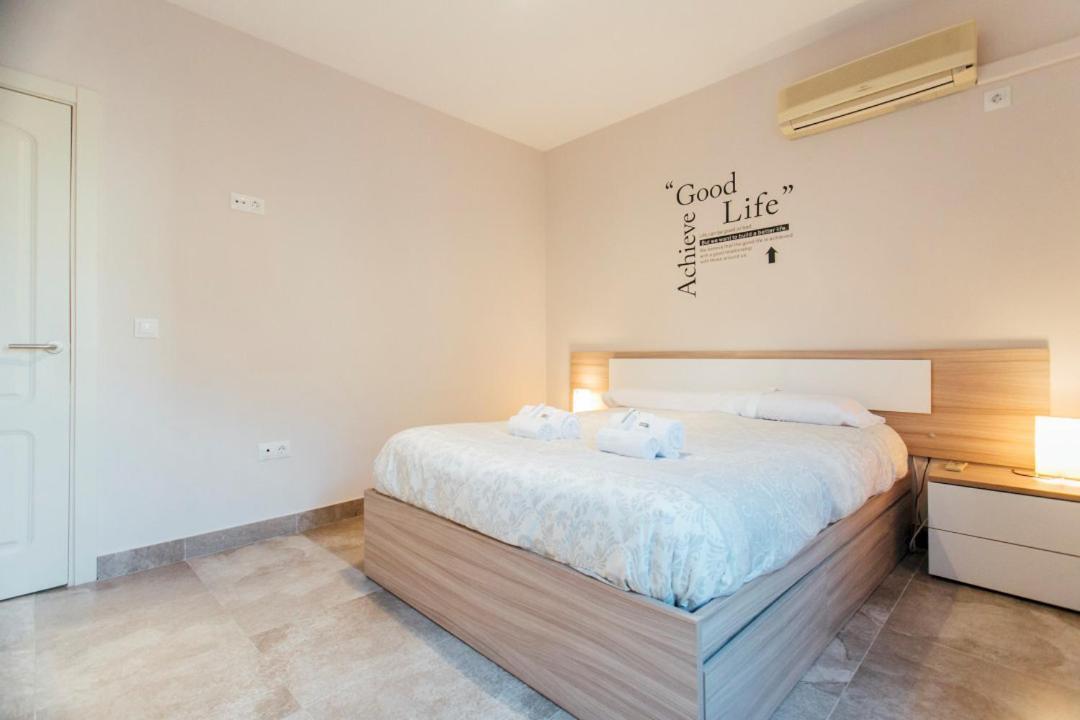 Wide And Diaphanous- 3Bd 2Bth- Alcazar Sevilla Exteriér fotografie